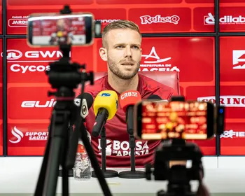 Fábio Alemão mira reação na reta final da Série B: "Encarar como nove decisões"