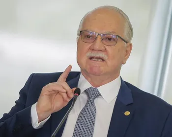 Fachin dá 72 horas a Mendonça após AGU contestar afastamento de Andrei