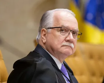 Fachin rejeita pedido de Moraes para julgamento conjunto com Mendonça