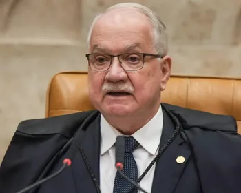 Fachin tira acusações de Moraes contra Mendonça do inquérito das Fake News