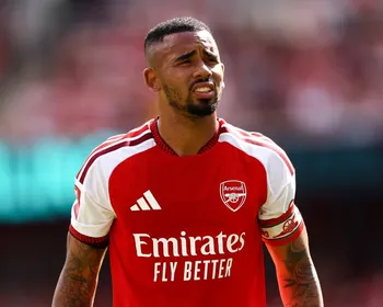 Gabriel Jesus se aproxima do Barcelona e fará exames nesta segunda (31)