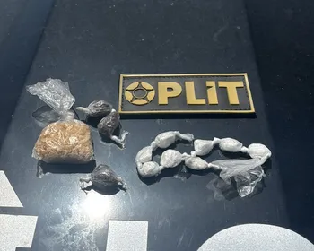 Homem tenta escapar pela praia e acaba preso com drogas na Pajuçara