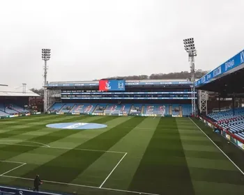 Horário e onde assistir ao vivo Crystal Palace x Manchester City, pela Premier League