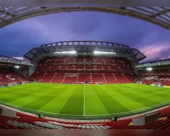Horário e onde assistir ao vivo Liverpool x Tottenham, pela Copa da Liga Inglesa