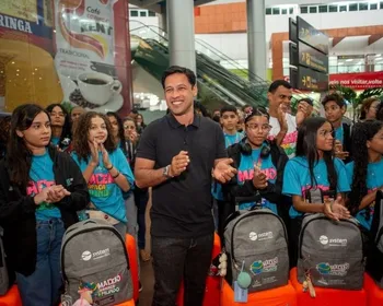 Intercâmbio leva 50 estudantes da rede municipal de Maceió a Londres