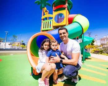 JHC visita Renasce Salgadinho com os filhos e destaca transformação ambiental de Maceió