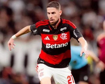 Jorginho assume culpa por expulsão e celebra classificação