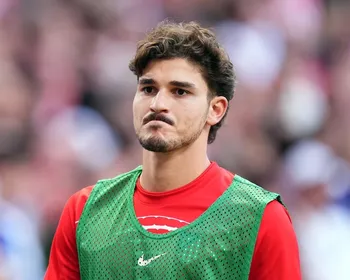 Julián Álvarez segue fora de treinamentos do Atlético de Madrid