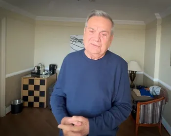 Lessa diz não ser 'amarrado' a grupo, declara apoio a JHC e fala em mudança de rota