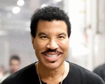 Lionel Richie tem estado de saúde atualizado após deixar UTI