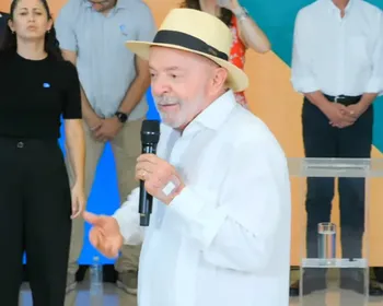 Lula participou pessoalmente da elaboração de nota sobre STF