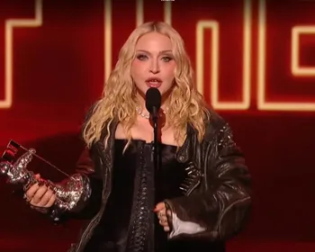 Madonna se torna a pessoa mais velha a ganhar um prêmio no VMA