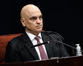 Moraes se declara impedido e envia à Presidência do STF ação que envolve mulher e Vorcaro