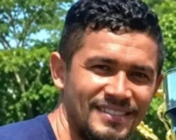 Motociclista morre após perder controle e bater em ponto de mototaxistas em Pão de Açúcar