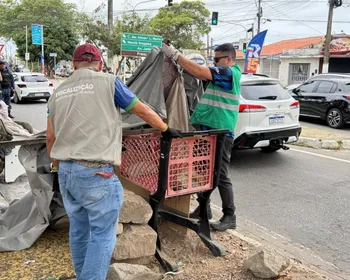 Município remove estruturas irregulares em três pontos de Maceió