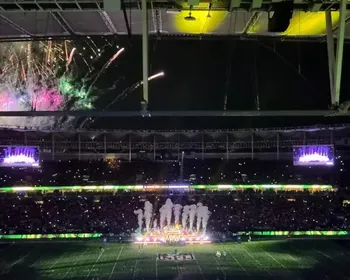 Pedro Sampaio e Ricky Martin comandam show do intervalo do NFL Rio Game; veja como foi