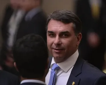 PF abre inquérito sobre fraude na filiação de Flávio Bolsonaro