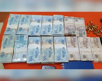 PF faz ação contra crime eleitoral após saque de R$ 200 mil e acha 5 armas