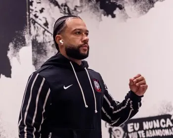 Presidente Lula manda indireta para Memphis, do Corinthians: 'Não fazia um gol'