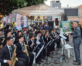 Projeto que difunde música bandística instrumental se apresenta em Batalha