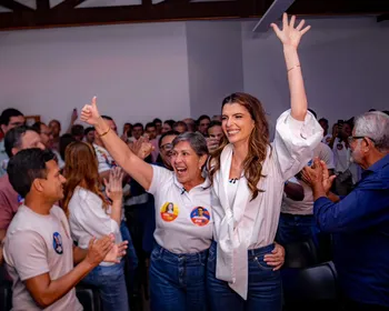 “Quem me conduziu até aqui foi o meu povo”, diz Marina em encontro com lideranças políticas