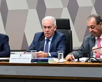 Quem votou contra e quem foi a favor da PEC pelo fim da escala 6×1 na CCJ do Senado