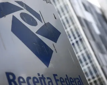 Receita paga nesta segunda (31) último lote de restituição