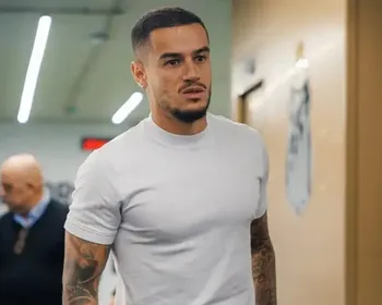 Santos perde titulares, mas pode ter reforços para clássico