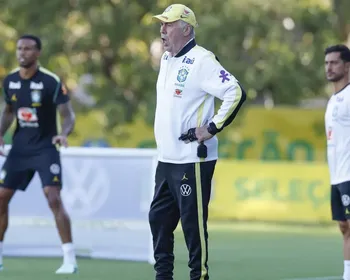 Seleção Brasileira volta aos treinos um dia após empate contra Austrália