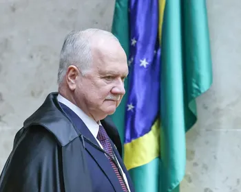 "Somos seres humanos, podemos errar", diz Fachin ao abrir julgamento