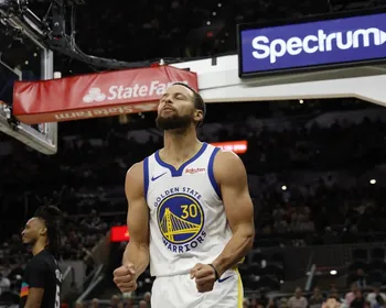 Stephen Curry renova com Golden State e pode completar 20 anos no time