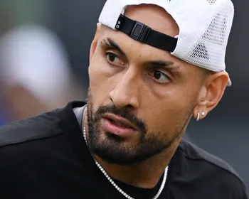 Tenista Nick Kyrgios é suspenso após testar positivo para cocaína