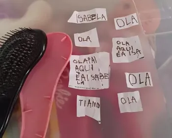 'Ti amo': Bilhetes escondidos em escova de cabelo emocionam pai três anos após morte da filha