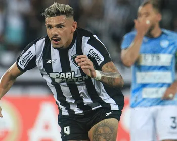 Tiquinho aceitou renegociar dívida alta para retornar ao Botafogo