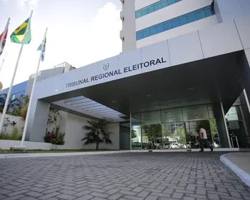 TRE-AL suspende nove rádios e dez perfis por indícios de favorecimento à chapa de JHC