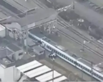 Trem expresso atropela e mata quatro trabalhadores em estação ferroviária