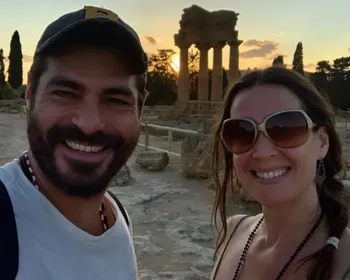 Vanessa Lóes tira sobrenome de Thiago Lacerda após término