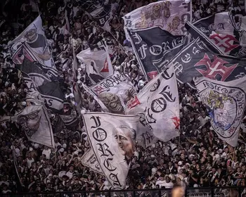 Vasco desiste do Maracanã e enfrentará Vitória em São Januário
