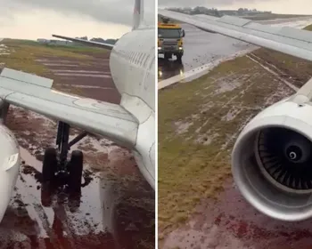 Vídeo: avião foi parar em área de lama após derrapar da pista no Paraná