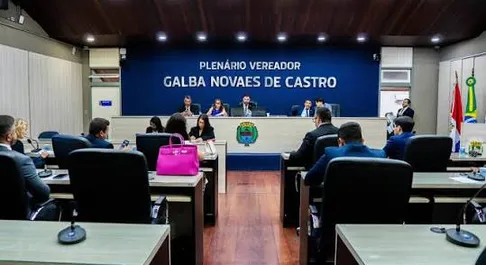 Câmara aguarda notificação judicial para convocar suplente de Thiago Prado