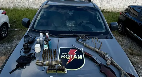 PM apreende três armas, munições e radiocomunicadores durante operação em Satuba