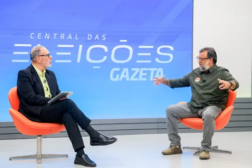 
				Alexandre Fleming defende fundo contra analfabetismo e diz que candidatura enfrenta oligarquias em AL
			
			