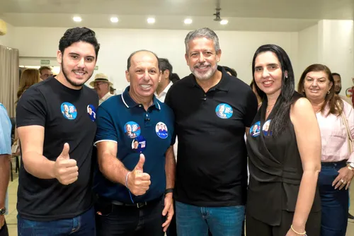 
				Arthur Lira reúne quase 50 prefeitos em encontro no Agreste de Alagoas
			
			