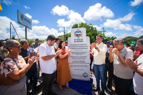 
				Barra de Santo Antônio recebe cinco quilômetros de nova pavimentação
			
			