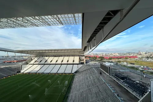 
				Caixa se manifesta sobre dívida do Corinthians pela Neo Química Arena
			
			