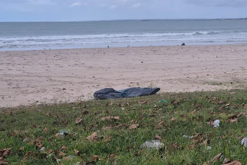 
				Corpo de homem é encontrado na Praia da Avenida, em Maceió
			
			