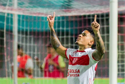 
				Assista aos melhores momentos: CRB atropela o Cuiabá e cola no G-6: 3 a 0
			
			