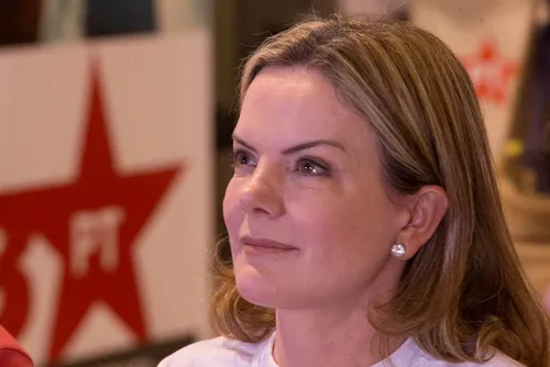 
				Crime toca terror e já controla 35% do Rio, mas STF reluta em deixar polícia fazer seu trabalho
			
			