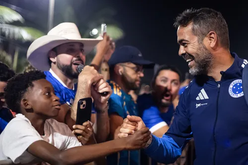 
				De referência a traidor: os motivos da revolta da torcida do Cruzeiro por Jardim
			
			