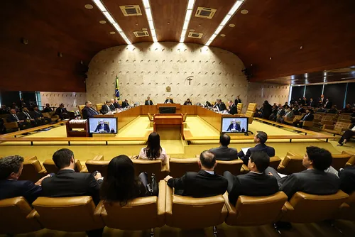 
				Dobra número de moradores de rua no governo Lula
			
			